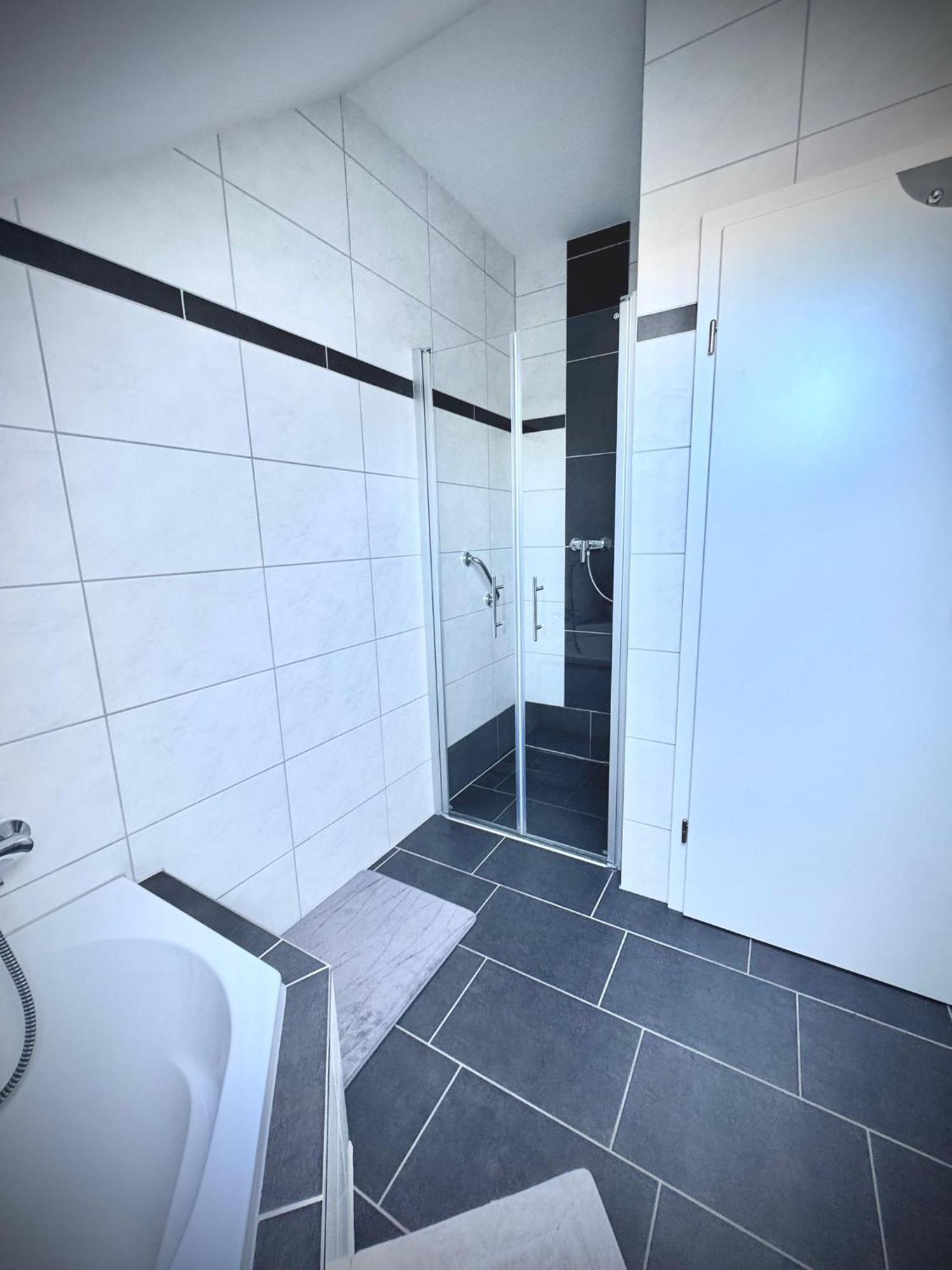 גנגנבאך Ferienwohnung Blumenfeld מראה חיצוני תמונה