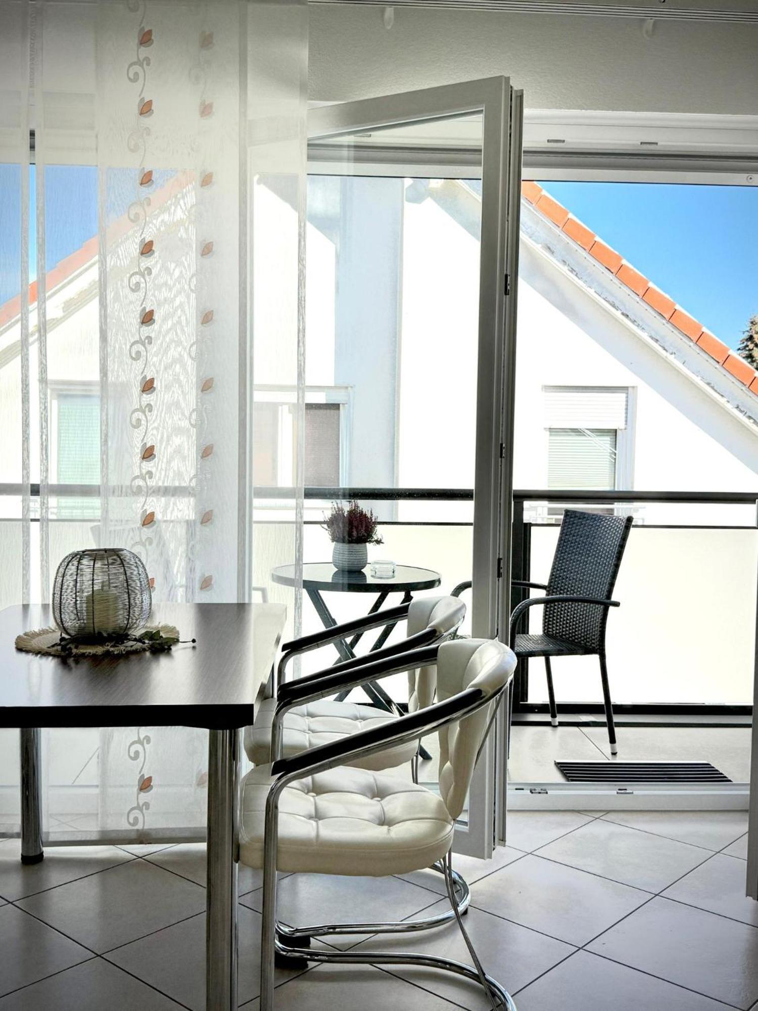 גנגנבאך Ferienwohnung Blumenfeld מראה חיצוני תמונה